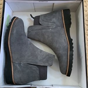 Blondo Perla Waterproof Suede Bootie, 6.5M